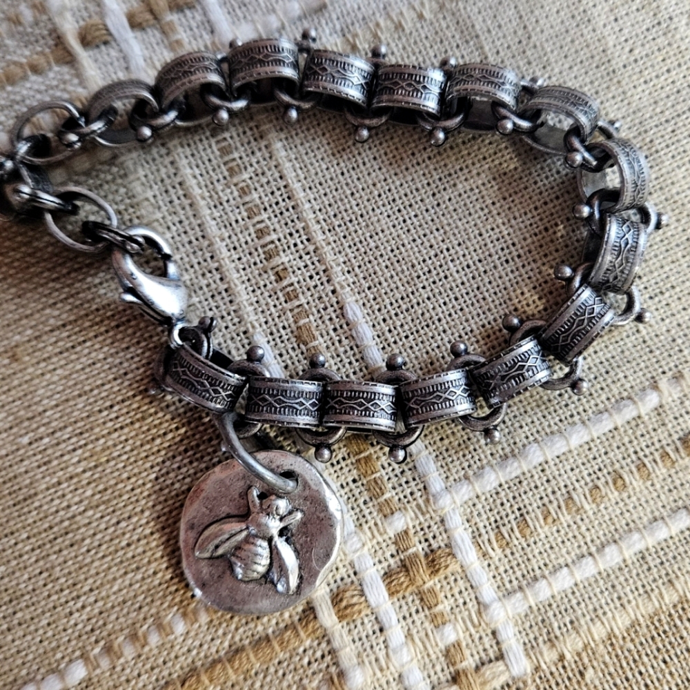 Handmade bee bracelet